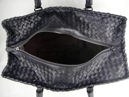 Bottega Veneta Lambskin Leather Handbag 1023 black